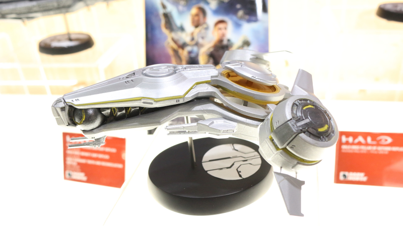 Dark Horse is also doing Halo ships. This is that really f***ing annoying one.